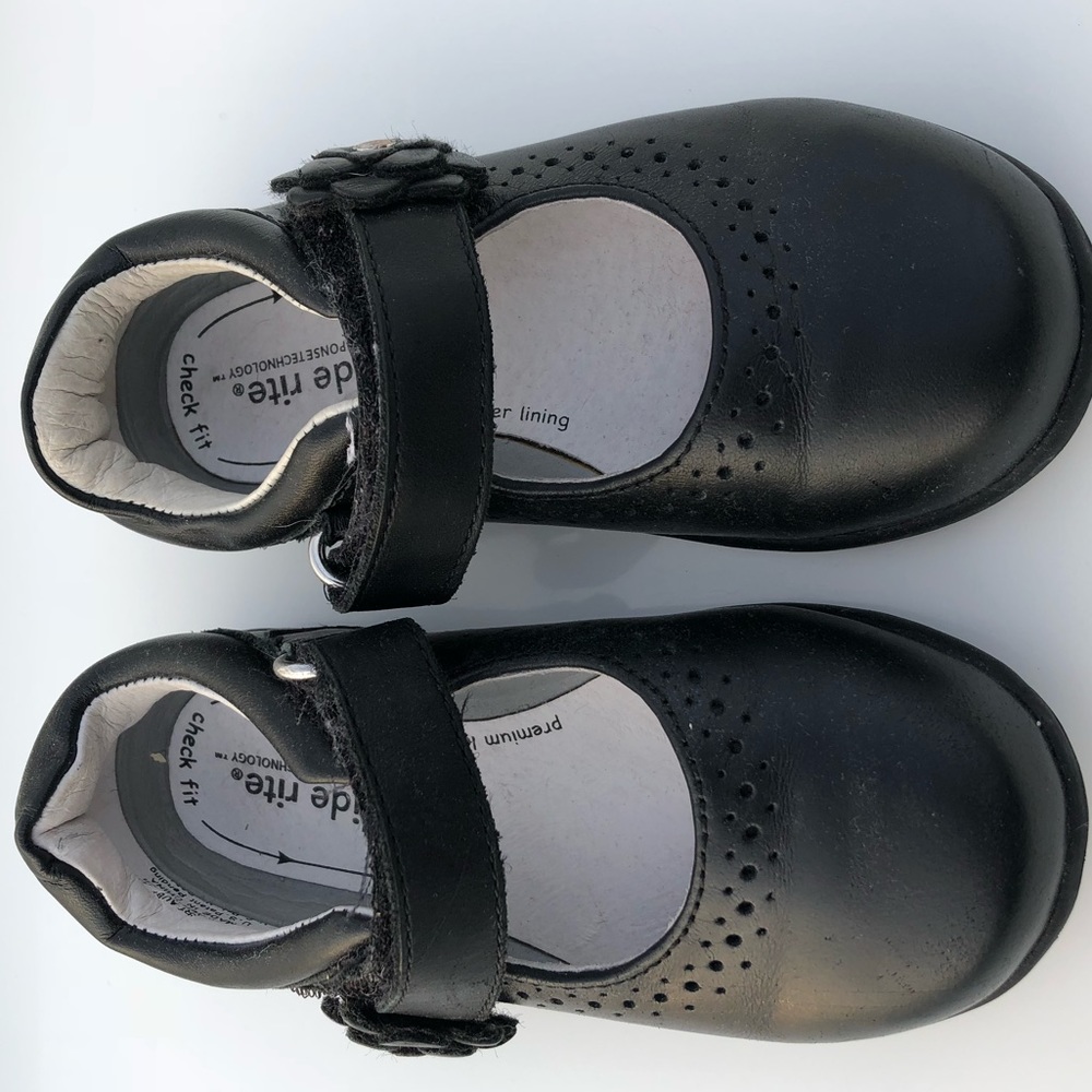 Stride Rite 7M Mary Jane Shoes